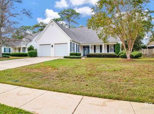 30557 Pine Ct, Daphne, AL 36527