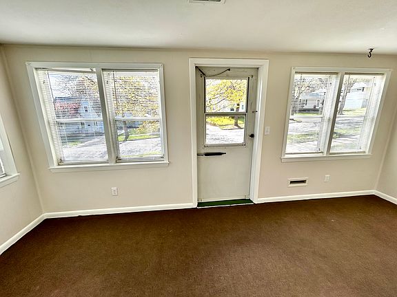 5th image of 311 S 10th Ave