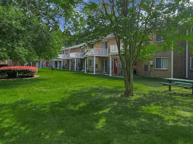 St. Andrews Apartments — Photo 66
