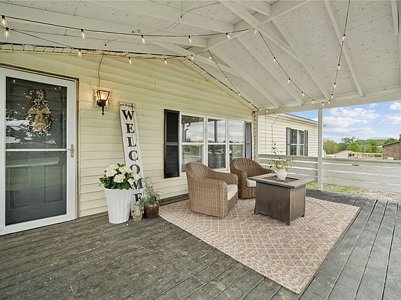5th image of 285 Ridge Rd