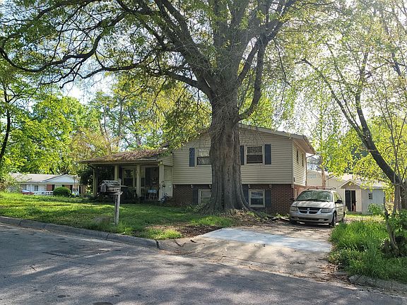 2nd image of 2006 Cheltenham Blvd
