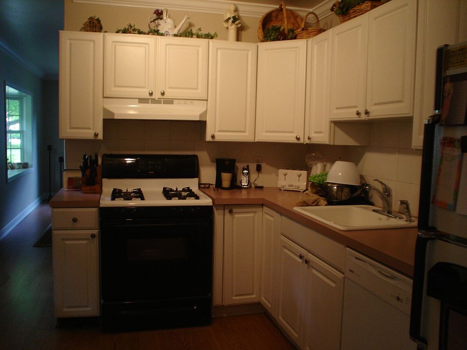 2nd image of 94 Village Rd