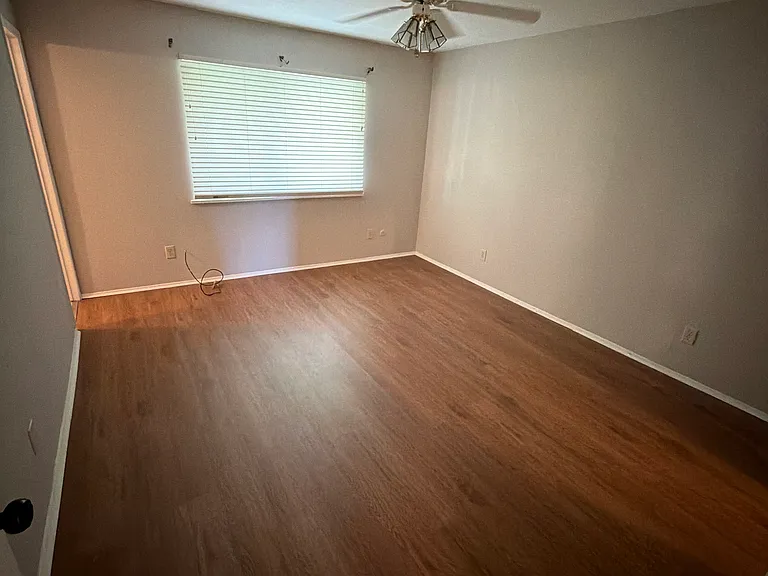 4908 Wagner Dr — Photo 20