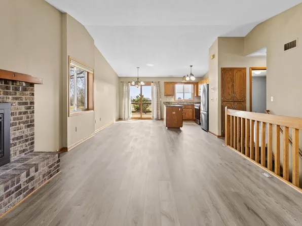 17416 Isleton Ave, Lakeville, MN 55044