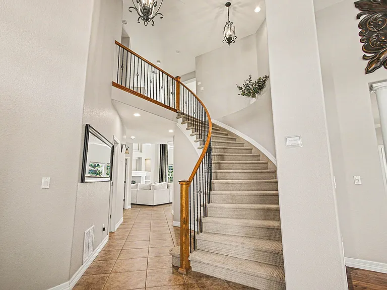 2212 Ridgetrail Dr — Photo 28