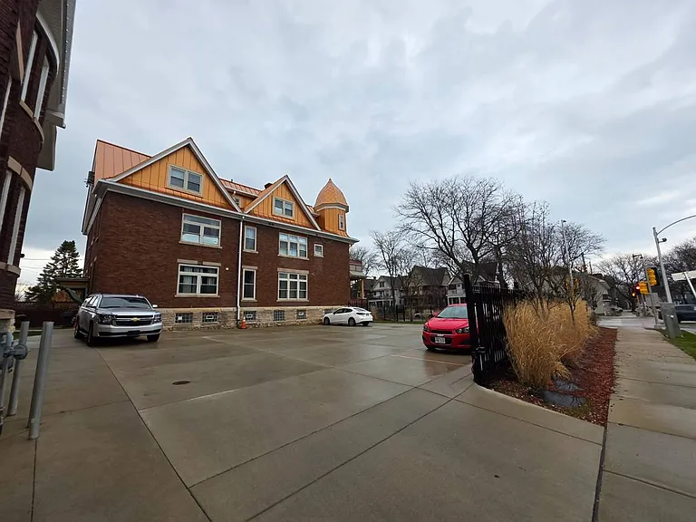 2507 N Humboldt Blvd #5 — Photo 6