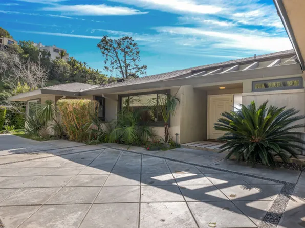 1835 N Doheny Dr, Los Angeles, CA 90069