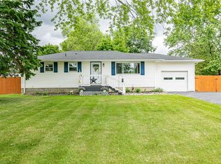 8 Friel Rd, Rochester, NY 14623