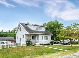 190 Hallam Ave, Meadowlands, PA 15347