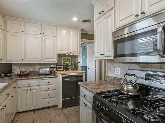 5th image of 3301 Lynette Dr