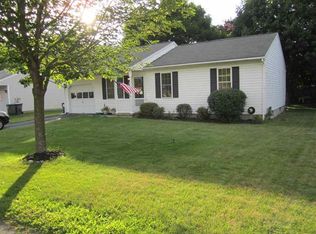 11 Prince William Ct, South Glens Falls, NY 12803