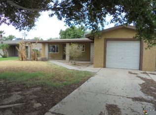 957 Lee Ave, Calexico, CA 92231