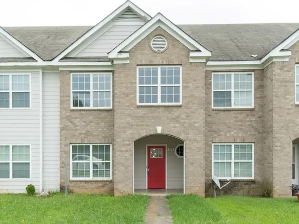 107 Nizzear Ln, Carrollton, GA 30117