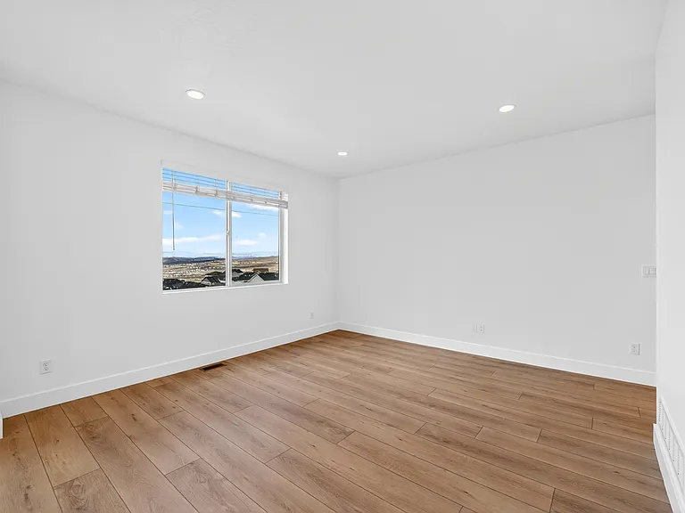 2203 W Swift Fox Dr — Photo 5