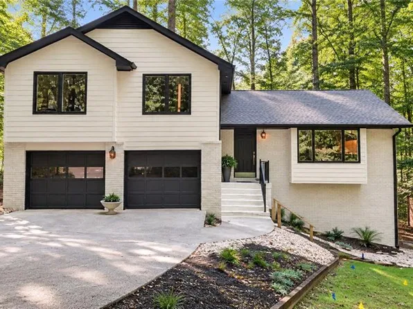 482 Willowbrook Dr SE, Smyrna, GA 30082