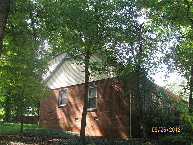 2nd image of 4701 Coltsfoot Rd