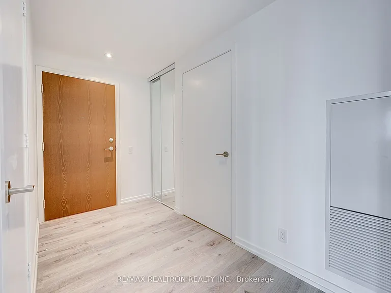 7890 Jane St #1508 — Photo 2
