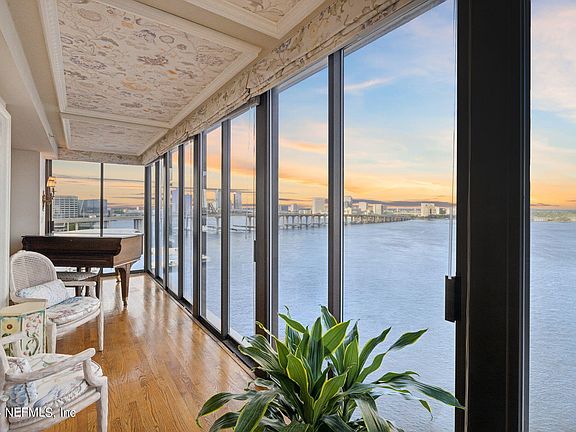 4th image of 505 LANCASTER Street #15AB