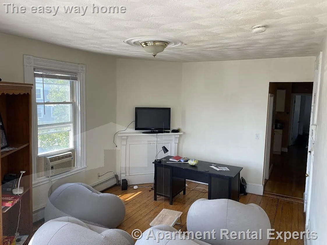 117 Hampshire St — Photo 3