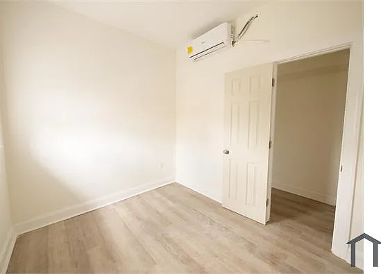 5901 Belmar Ter #B — Photo 4