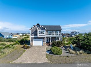 470 W Wind St SW, Ocean Shores, WA 98569