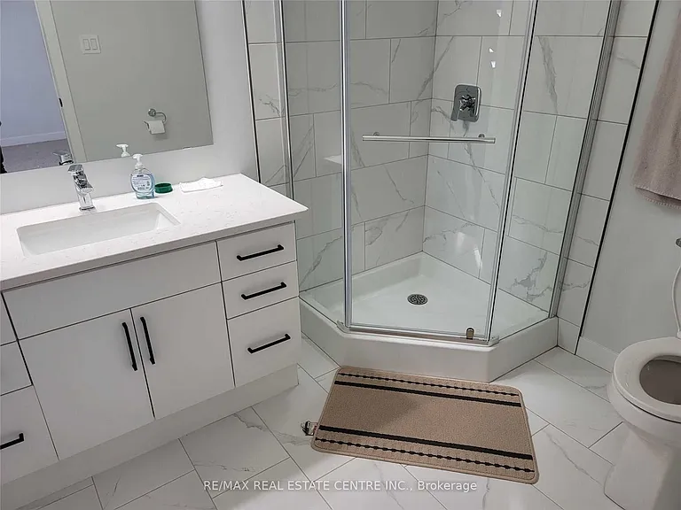 3380 Singleton Ave #44 — Photo 12