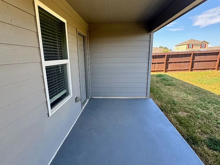 7618 Capstone Rdg — Photo 28