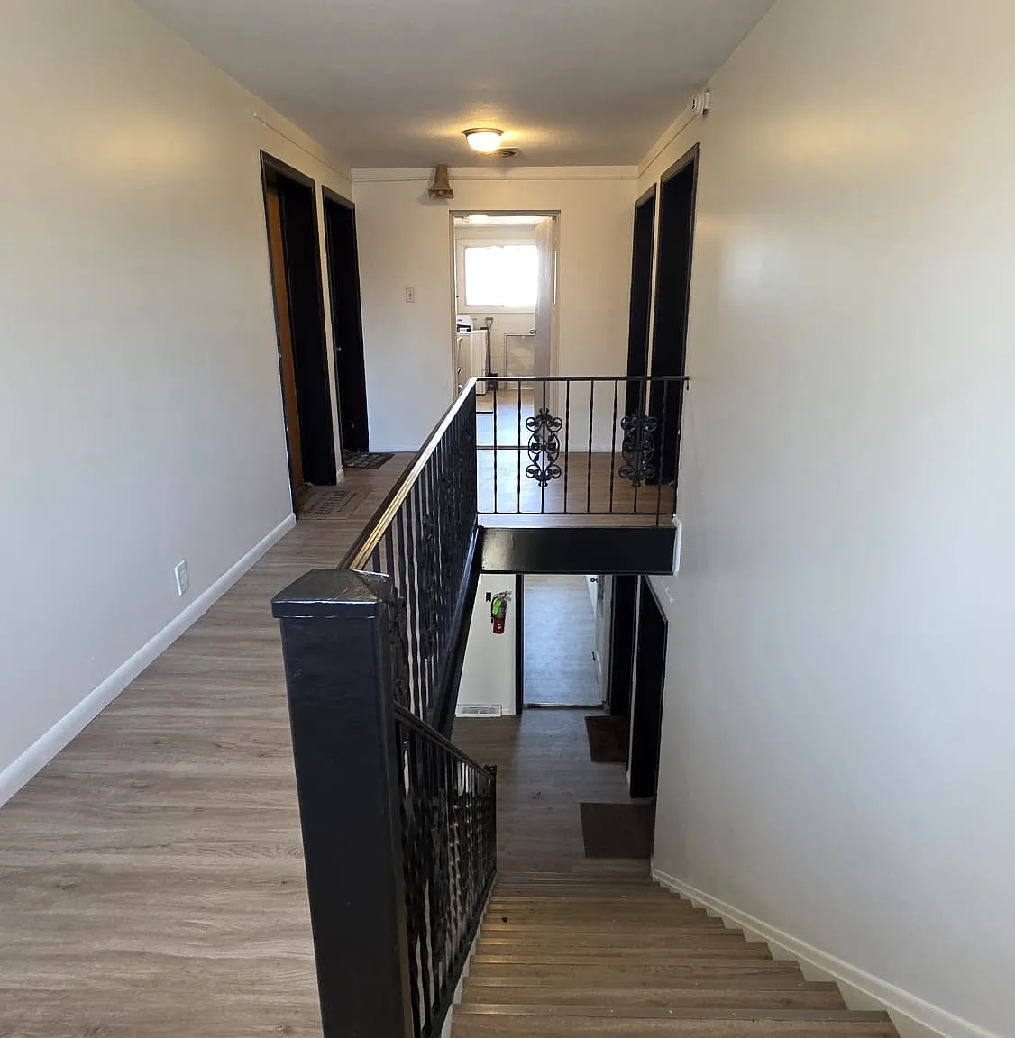 818 S Green Rd — Photo 4