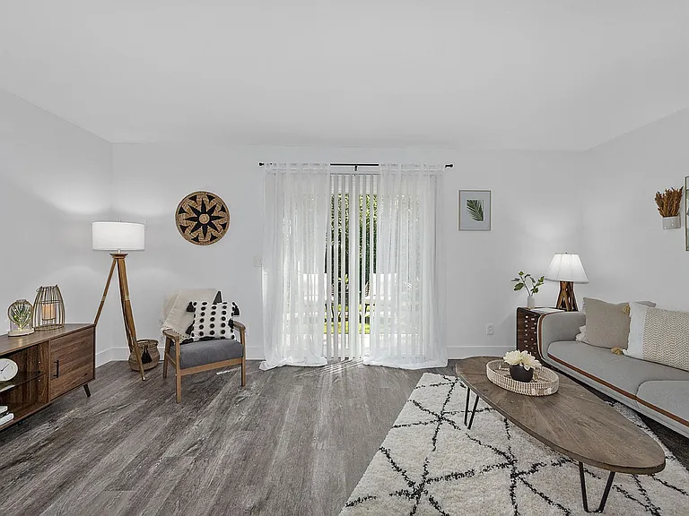 Ivy Hills Living Spaces — Photo 146