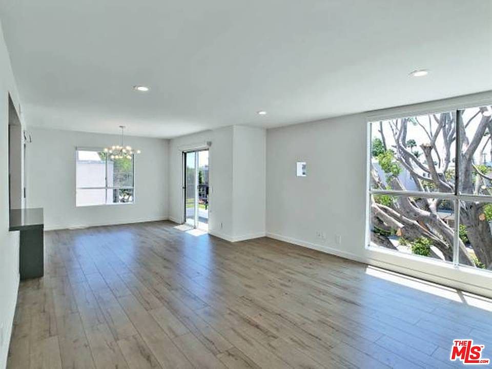1st image of 1818 Camden Ave APT 105