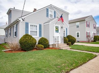 174 Carter Ave, Pawtucket, RI 02861