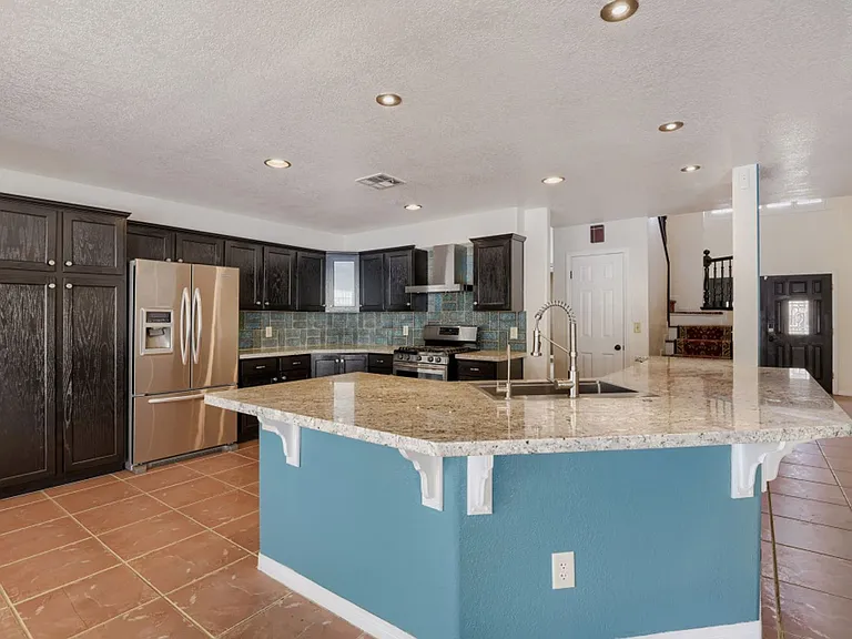 912 Portulaca Ct — Photo 11
