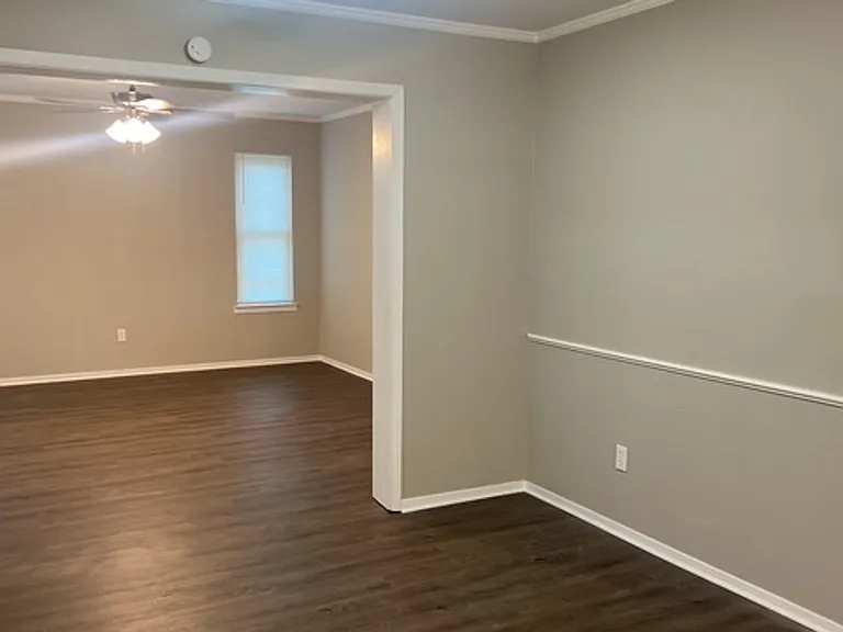 201 Straw Rd — Photo 9