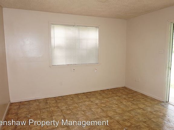 2nd image of 3163 Yale Ave