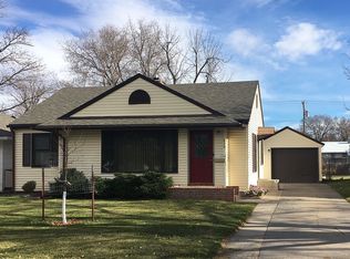810 Morehead St, Chadron, NE 69337