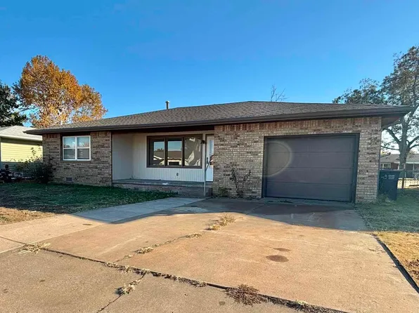 717 Mesquite Dr, Enid, OK 73701