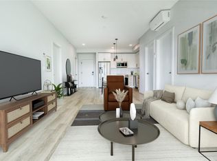 2469 Gateway Rd #301, Langford, BC V9B6R7