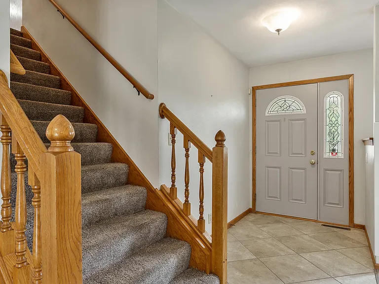 8319 Woodbridge Ln — Photo 4