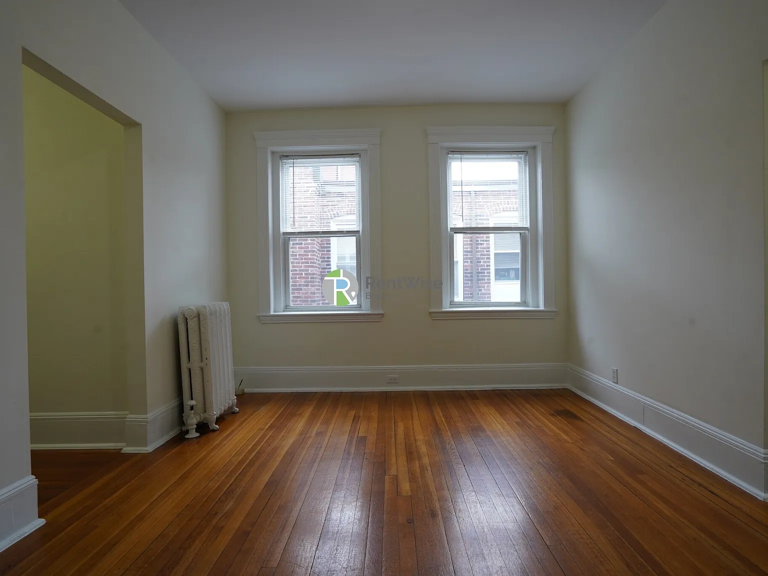 1 bed, 1.0 bath, $2,300 — Photo 3