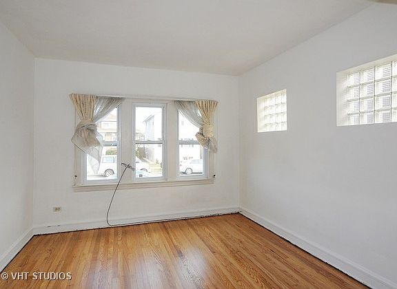 2nd image of 3538 N Olcott Ave