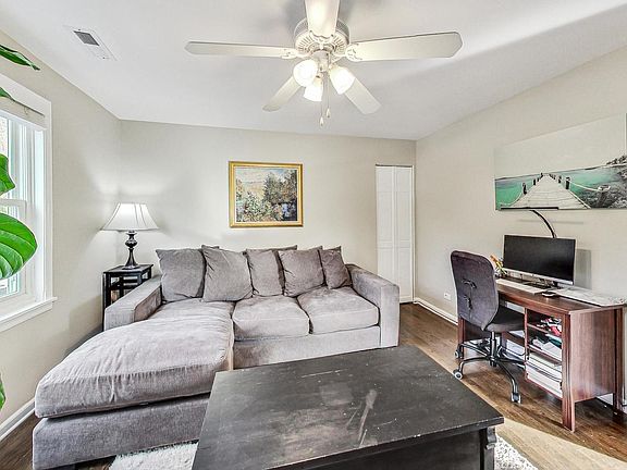 5th image of 5317 N McVicker Ave