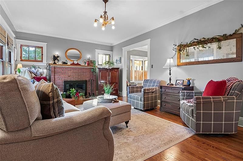 201 Iola St, Glenshaw, PA 15116 Zillow