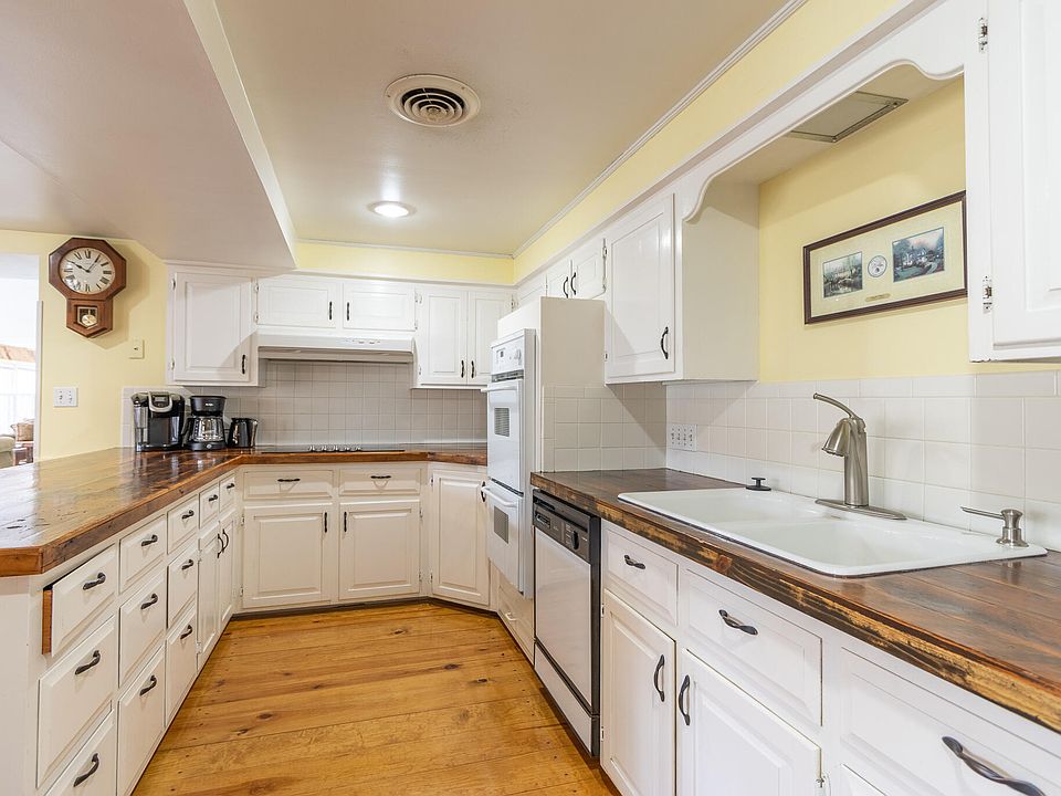 25th image of this home