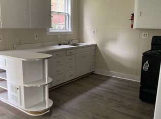 65 Giddings St #D, North Springfield, VT 05150