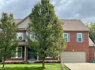 13721 Meadow Lake Dr, Fishers, IN 46038
