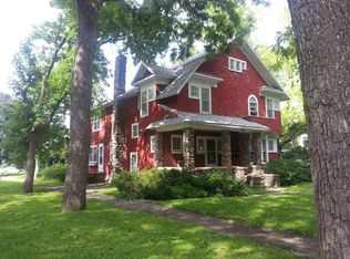 819 W Broadway St, Eagle Grove, IA 50533