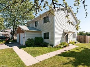511 Alton Ct, Carol Stream, IL 60188