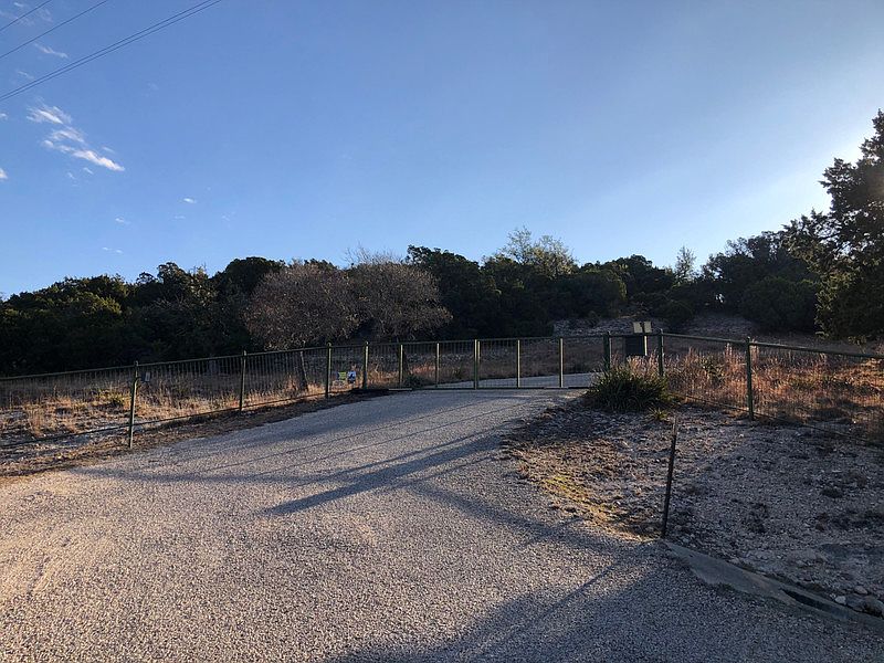 2nd image of 2107 Keese Sagebiel Rd