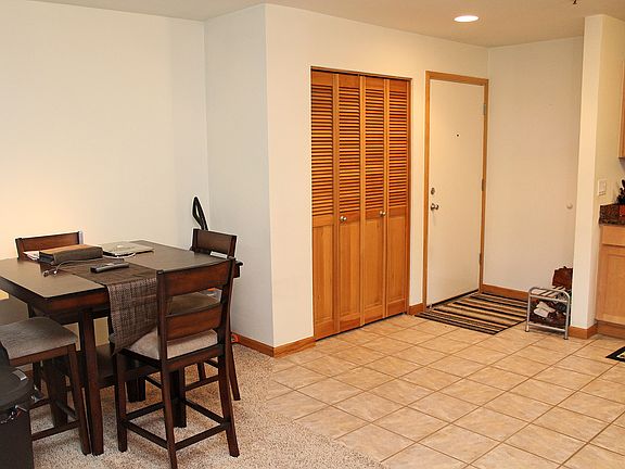 2nd image of 620 NW Naito Pkwy APT B1