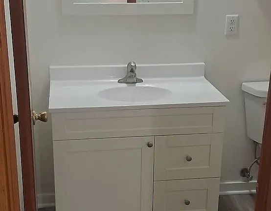 2nd image of 1932 Taylor Ave #3